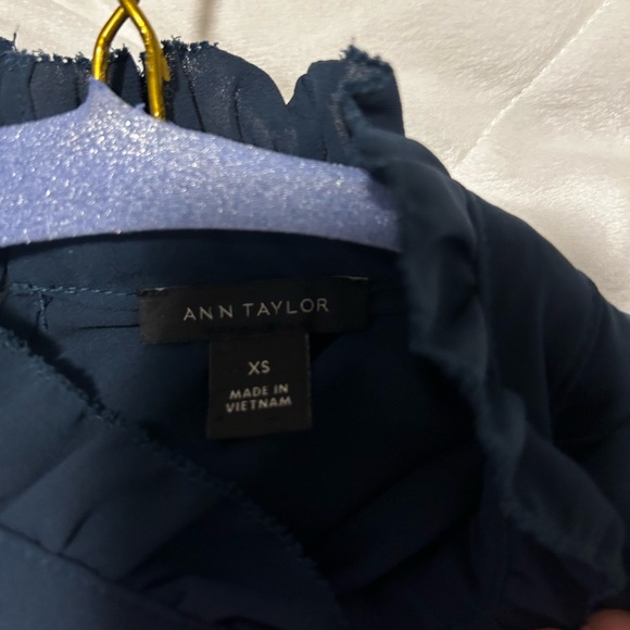 Teal Sleeveless Top - Picture 4 of 6